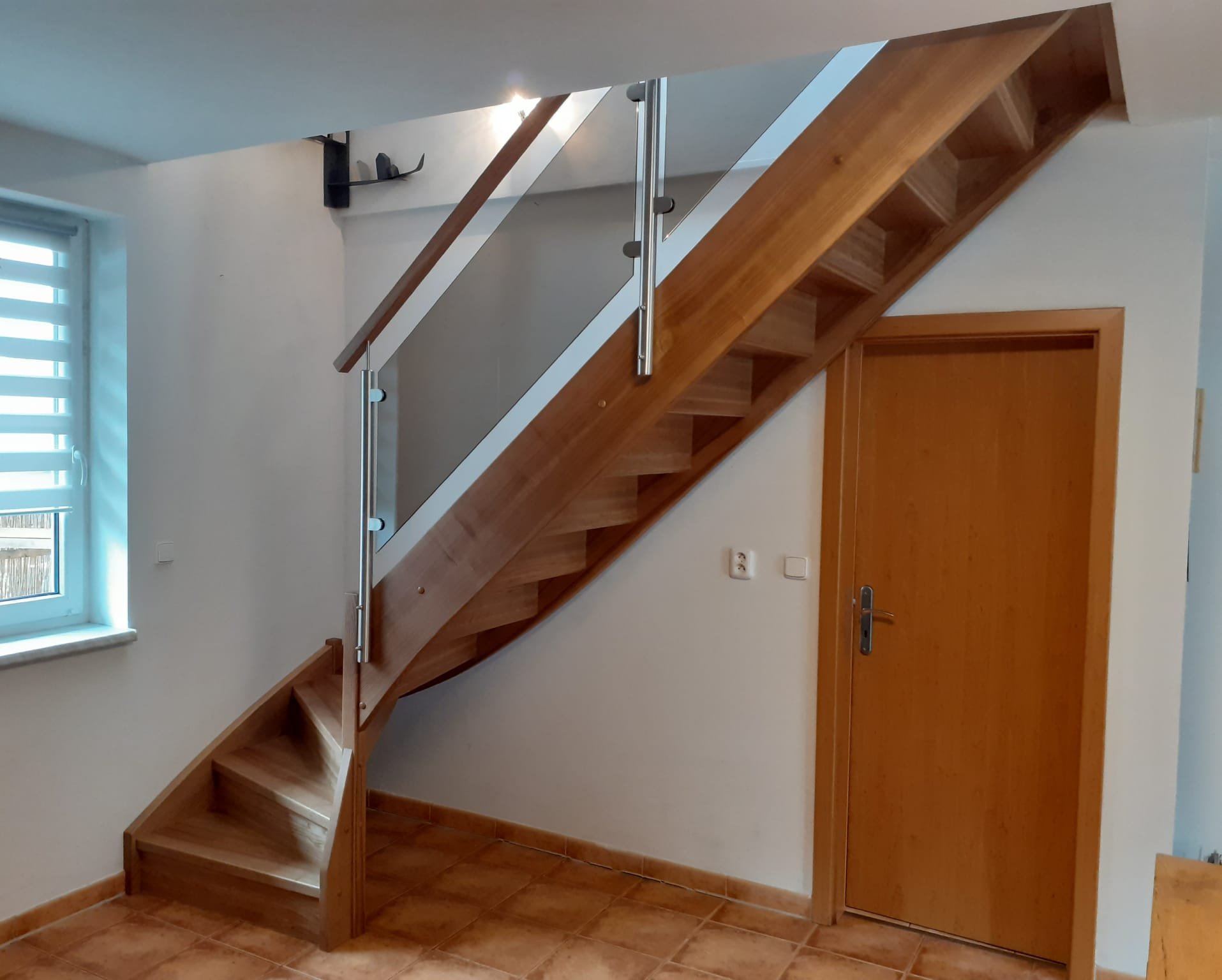 1x1,4 Lomené schodiště